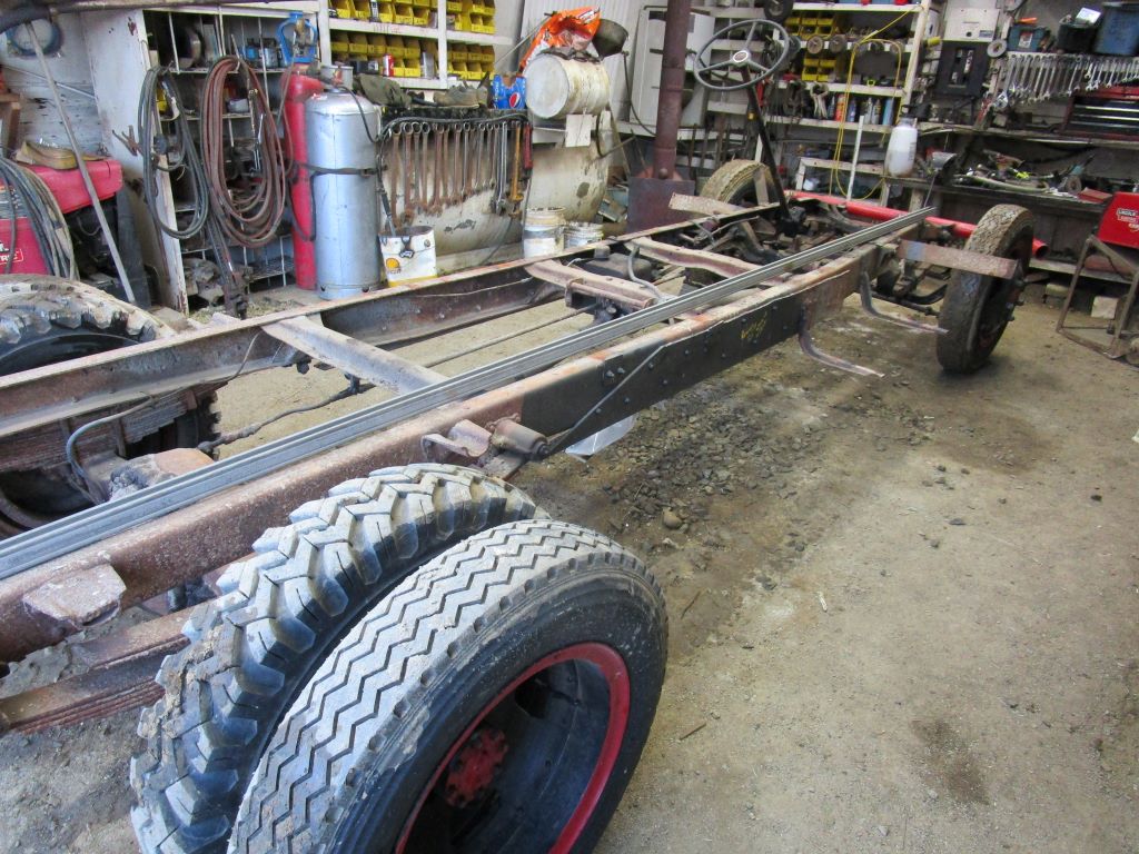 1938 Maple Leaf Truck repairs